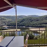 Bed & Breakfast Le Belvedere De Mallet 3*