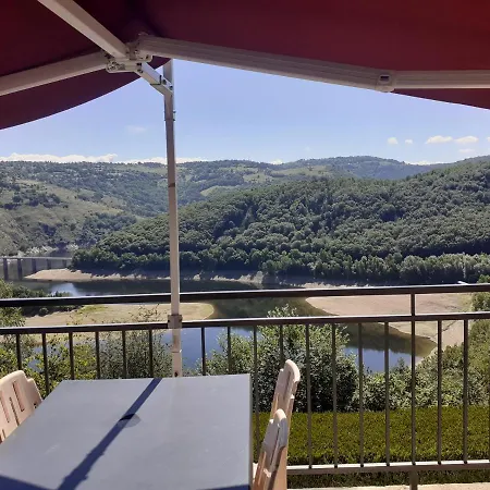 Couette-café Le Belvedere De Mallet 3*