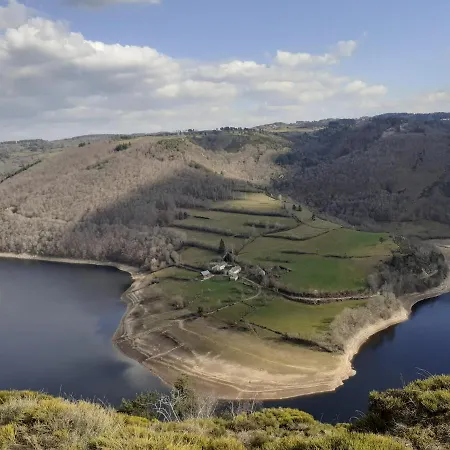 Le Belvedere De Mallet Bed and Breakfast 3*