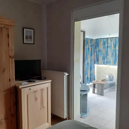 Le Belvedere De Mallet Nocleg ze śniadaniem 3*